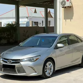 Toyota Camry 2015