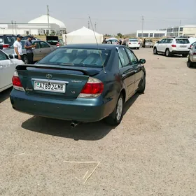 Toyota Camry 2005