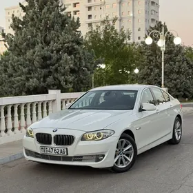 BMW F10 2011