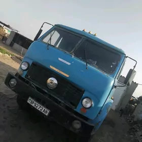 Maz Samosval 1987