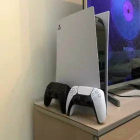 PLAYSTATION 5