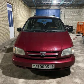 Toyota Sienna 1999
