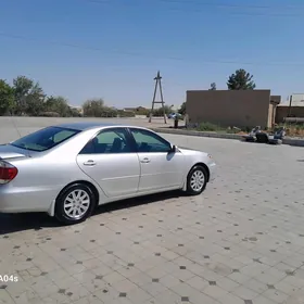 Toyota Camry 2005
