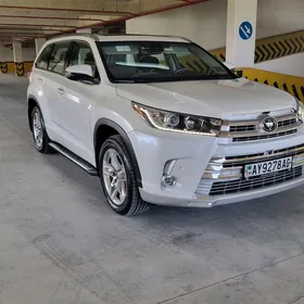 Toyota Highlander 2018