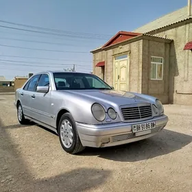 Mercedes-Benz E320 1999