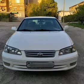 Toyota Camry 1997