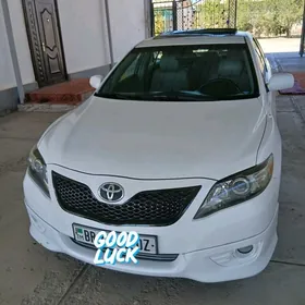 Toyota Camry 2011