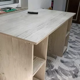 стол