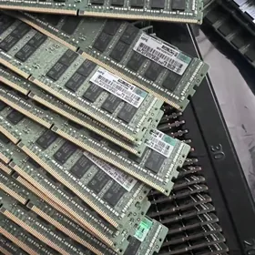 Server RAM DDR4 ECC