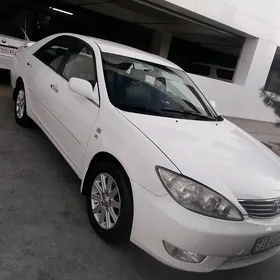 Toyota Camry 2004