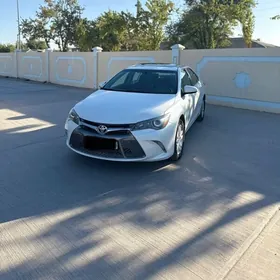 Toyota Camry 2016