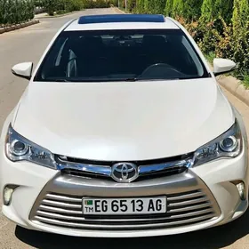 Toyota Camry 2015