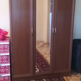 śkaf