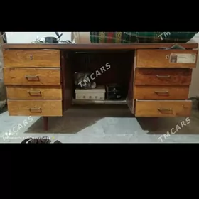 стол
