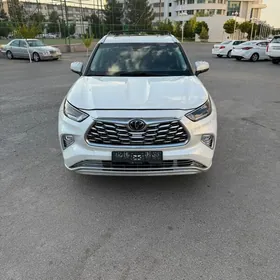 Toyota Highlander 2022