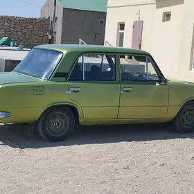 Lada 2104 1983