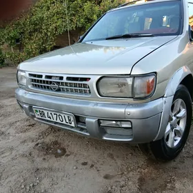 Nissan Pathfinder 1998