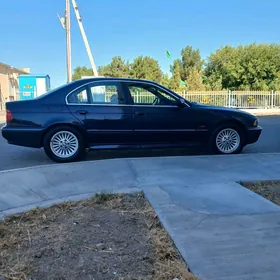 BMW 528 2000