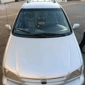 Toyota Sienna 1999