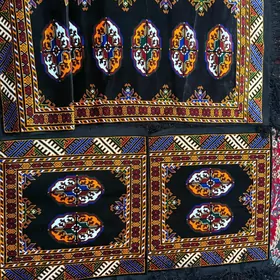 Maşyn yazylyan El Haly