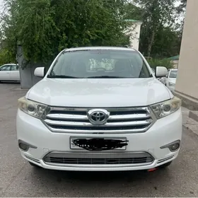 Toyota Highlander 2013