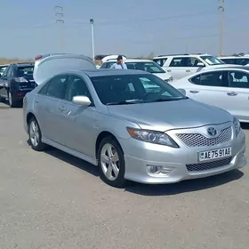 Toyota Camry 2011