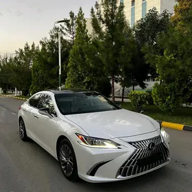 Lexus ES 350 2025