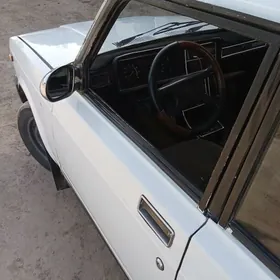 Lada 2107 2000