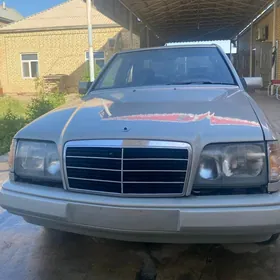 Mercedes-Benz 300E 1995