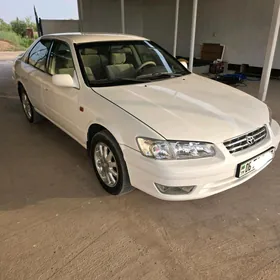 Toyota Camry 2001