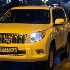 Toyota Land Cruiser Prado 2011