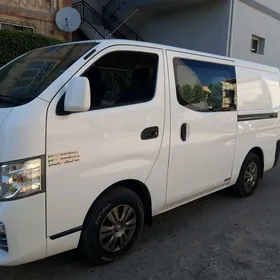 Nissan Urvan 2018