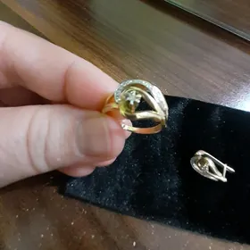комплект с брилиантом
