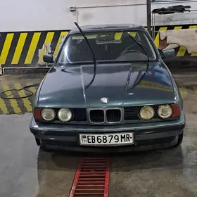 BMW 525 1992