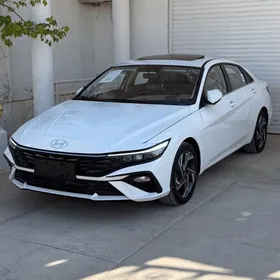 Hyundai Elantra 2025