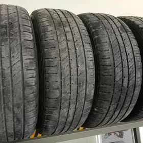 KUMHO 235 60 18 TEKER