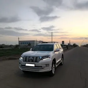 Toyota Land Cruiser Prado 2022