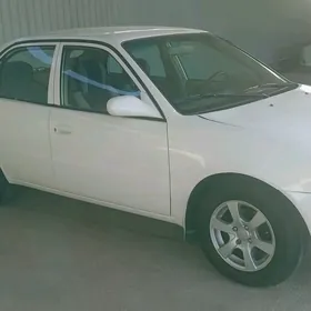 Toyota Corolla 2000