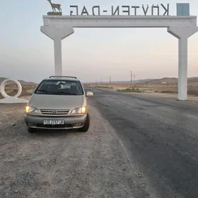 Toyota Sienna 2002