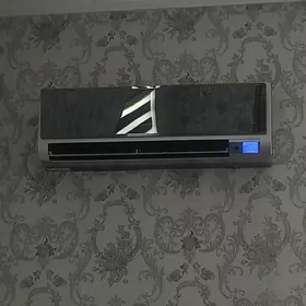 Midea kondisioner