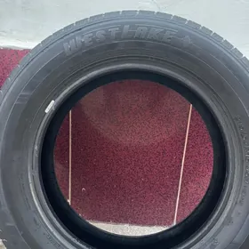 Westlake 215/60R16