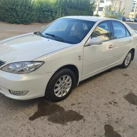 Toyota Camry 2004