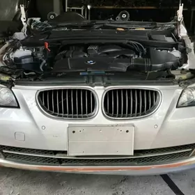 E60 BMW MORDA