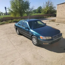 Toyota Camry 1998
