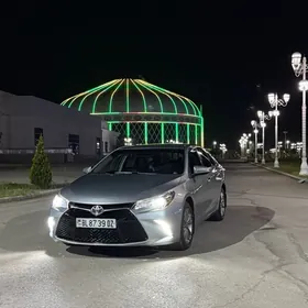 Toyota Camry 2017