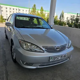 Toyota Camry 2005