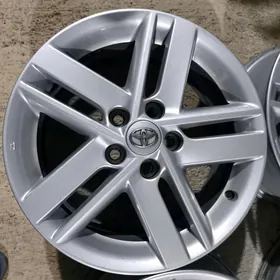 Palta Camry GLX diska