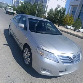Toyota Camry 2010