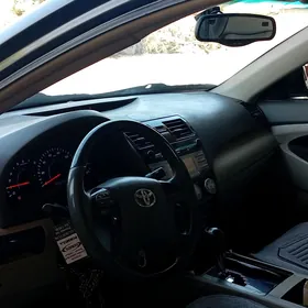 Toyota Camry 2011