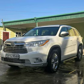Toyota Highlander 2016